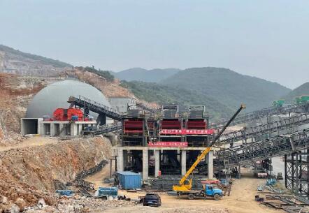 荊門紫崗礦業石灰石破碎：東線產量2000t/h，西線產量2500t/h